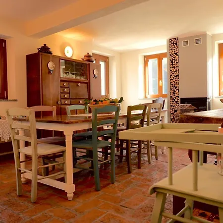 Vendégház Ca Du Praettu