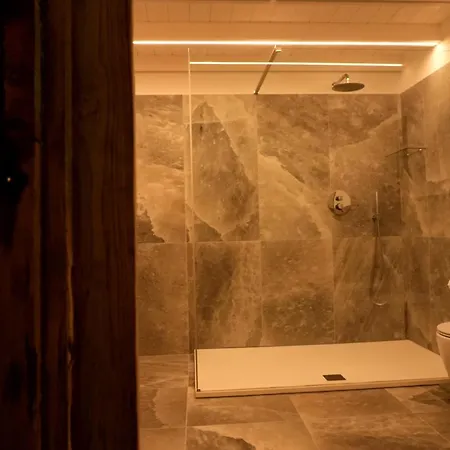 Ca Du Praettu 3* Albisola Superiore