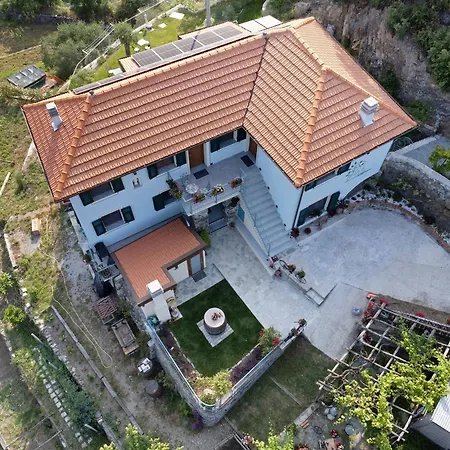 Ca Du Praettu 3* Albisola Superiore