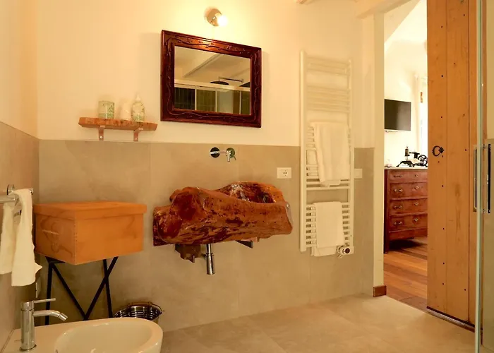 Ca Du Praettu 3* Albisola Superiore